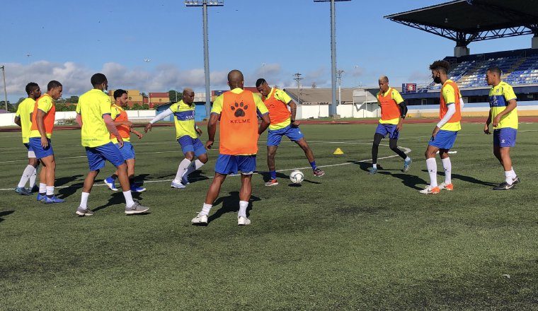 Jugadores del Arabe Unido. Foto:@ArabeUnido