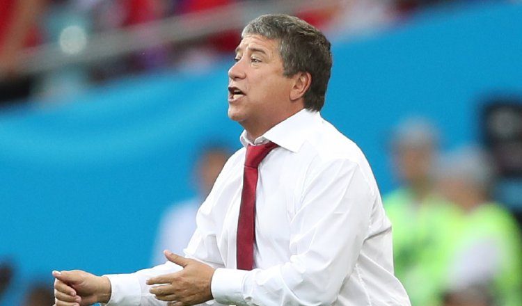 Hernán "El Bolillo" Gómez, durante el mundial de Rusia 2018. Foto:EFE