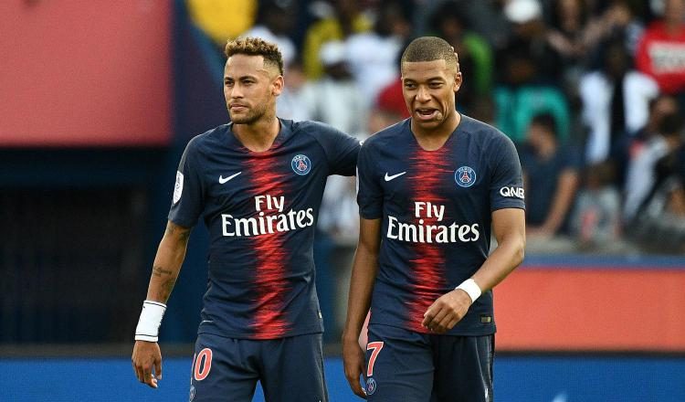 Neymar y Mbappé. Foto:EFE