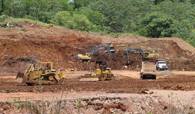 El único megaproyecto que avanza "a todo pulmón" es la construcción de la Línea 3 del metro entre Panamá y Ciudad Futuro. Cortesía Metro de Panamá