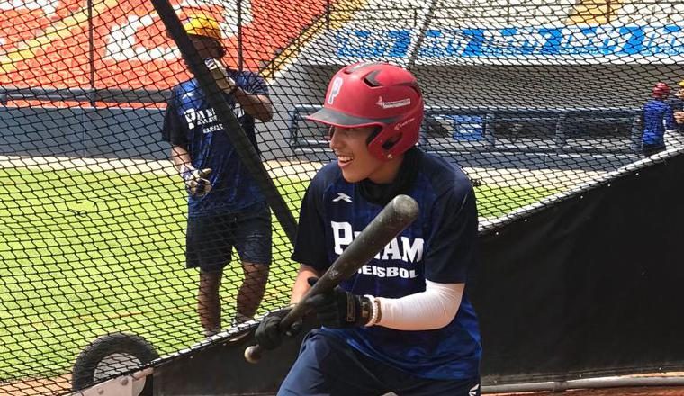 Los peloteros han trabajado en el toque de pelota.