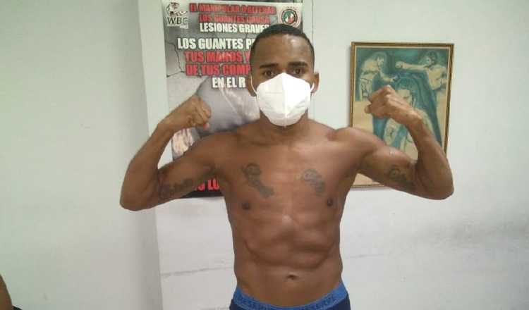 Liborio Solis, no tuvo problemas con la báscula. Foto:Cortesía