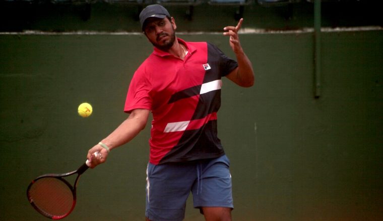 Luis Gómez, otro de los integrantes del equipo de Panamá. Víctor Arosemena