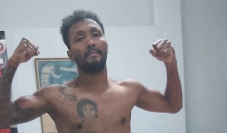 Anselmo "Chemito" Moreno, se encuentra en buenas condiciones físicas para su pleito.