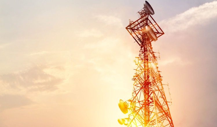 77 de cada 100 habitantes de Panamá pueden acceder a los servicios móviles de Claro.