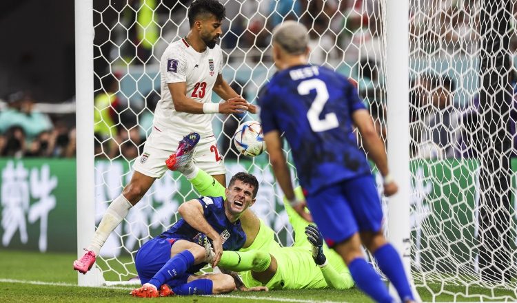 Christian Pulisic de Estados Unidos anotó el gol de su equipo. Foto:EFE