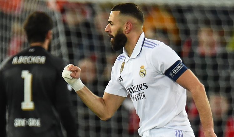 Karim Benzema del Real Madrid festeja su gol. Foto: EFE