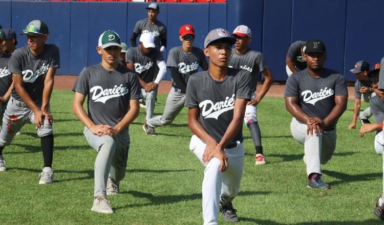 Entrenamientos del equipo juvenil de Darién. Foto: Fedebeis