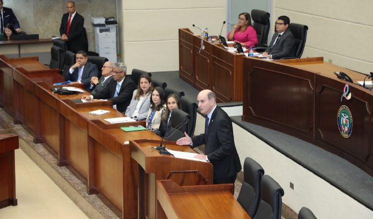 Felipe Chapman debe volver al Pleno de la Asamblea Nacional. Archivo