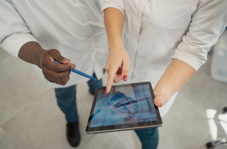 En la búsqueda criminal de datos, la telemedicina y el IoT médico son dos tendencias que preocupan a los profesionales de seguridad.  Pexels