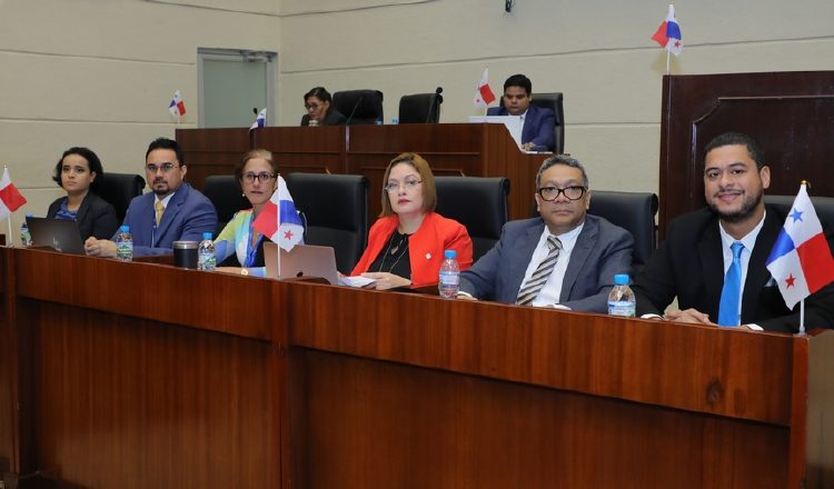 Directivos de la CSS han estado presente en el segundo debate. Cortesía