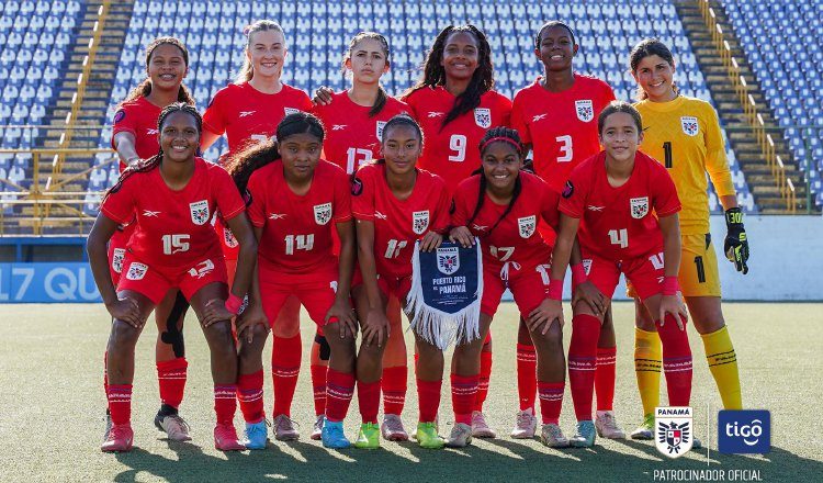 Equipo femenino Sub-17 de Panamá.  Foto: FPF