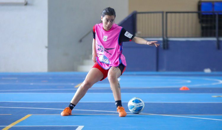 Estefanía Salas en los entrenamientos de Panamá. Foto: FPF