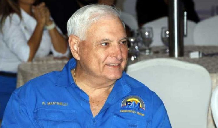 Ricardo Martinelli Berrocal, quien gobernó entre 2009 y 2014, sigue siendo el político más popular del país, según una última encuesta publicada sobre el tema.  Archivo