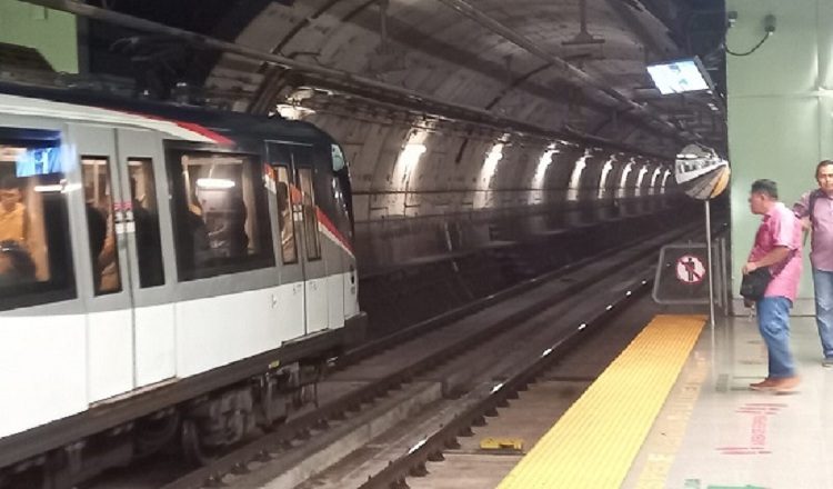 El diámetro del túnel de la Línea 1 es menor al de la Línea 3, que actualmente se construye y que presenta avance de 28%. Archivo