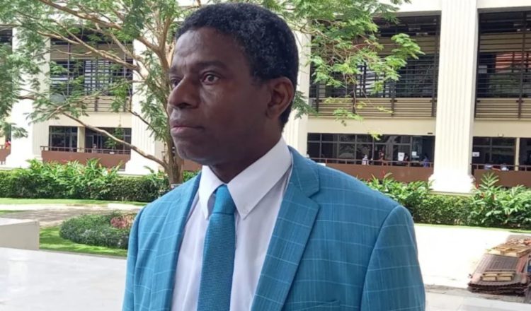 El abogado José Luis Galloway ha aspirado a la silla presidencial. Cortesía