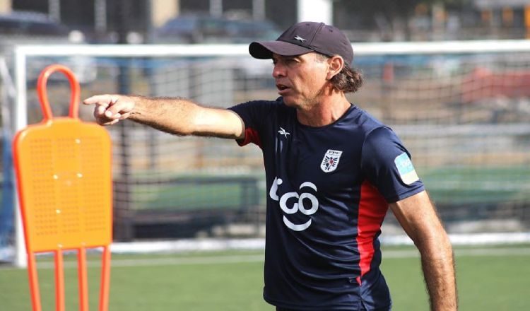 Leonardo Pipino, técnico de la Sub-17 de Panamá. Foto: FPF