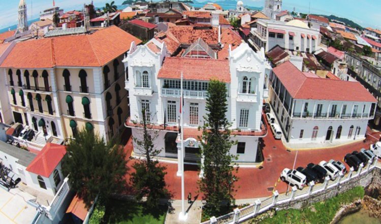 El Ministerio de la Presidencia mantiene varias dependencias bajo su jurisdicción.  Archivo