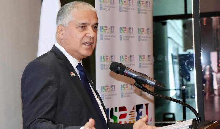 Mattanya Cohen espera días de paz en el Medio Oriente. Cortesía
