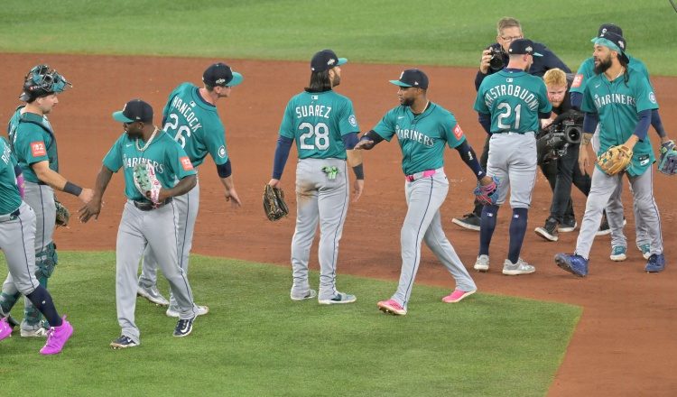 Marineros festejan su segundo triunfo ante Toronto. Foto: EFE