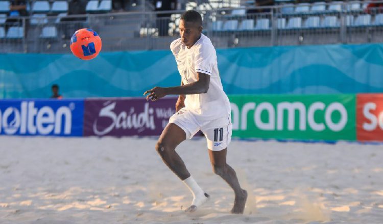Eliécer García, jugador de la selección de fútbol playa de Panamá. Foto: FPF