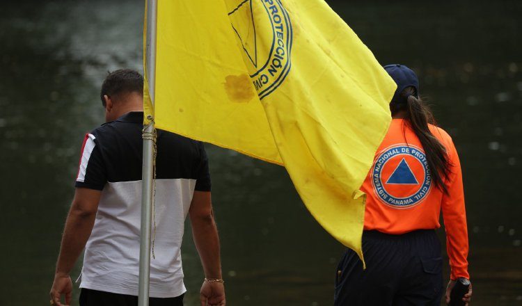 En algunos lugares se tuvieron que colocar banderas amarillas. Cortesía