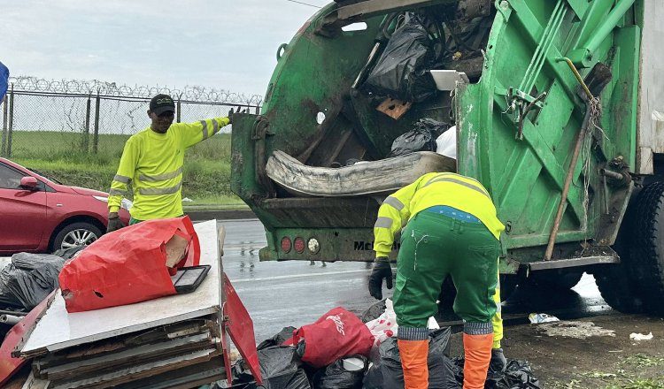 La recolección de los desechos en el sector este de la capital es la única zona en que se tiene que definir que empresa operará.  Cortesía
