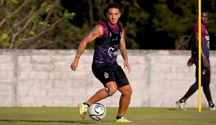 Ángel Orelien,  jugador del Sporting. Foto: Instagram