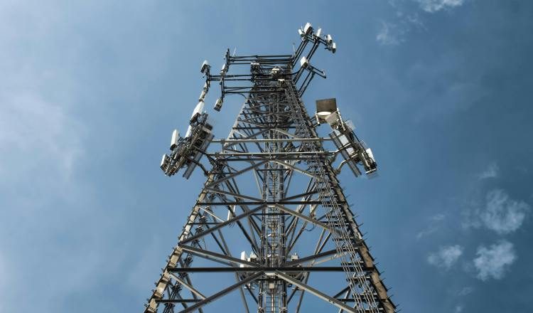 Las quejas contra las empresas de telecomunicaciones son inferiores a las que se presentan contra las proveedores de electricidad. Foto ilustrativa