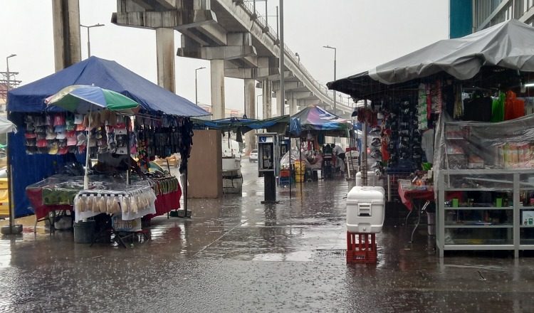 Los informales se dedican, en su mayoría, al comercio. Archivo