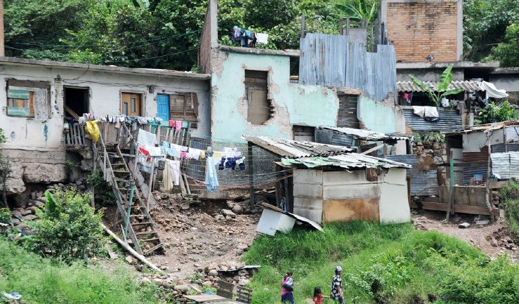 La pobreza infantil no es una problemática exclusiva de las zonas comarcales.  Cortesía 