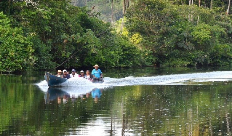 Son 500 hogares, compuestos por 2 mil personas los que serán reubicados por el proyecto. Hay $400 millones para compensaciones. Archivo