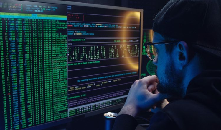 Las autoridades insistieron en que la ciberseguridad debe asumirse como una responsabilidad compartida entre el Estado, la empresa privada y la ciudadanía. Foto: Pexels