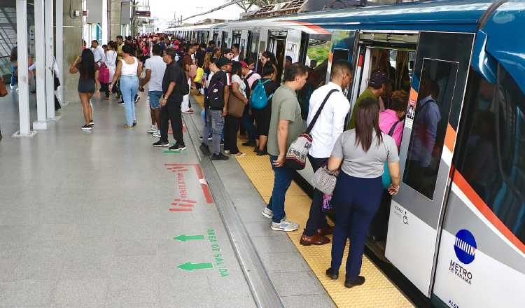El metro tiene dos líneas y 31 estaciones, en la actualidad. Cortesía