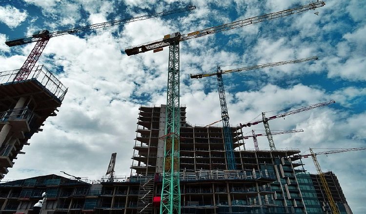 La venta de viviendas en el sector inmobiliario ha caído un 70%.  Pexels 