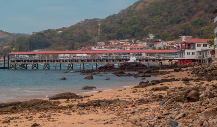 En Taboga se equiparán los espacios públicos y se construirá el alcantarillado sanitario, con una inversión de $2.6 millones. Foto ilustrativa