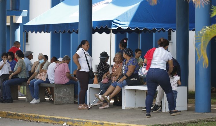 El IGC no descarta que las réplicas del sismo se extiendan hasta la próxima semana debido a la cantidad de energía que liberó el evento.  EFE