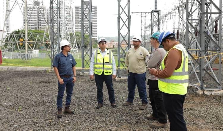 Dentro del Mercado Eléctrico Panameño, ETESA es encargada de  la transmisión eléctrica.