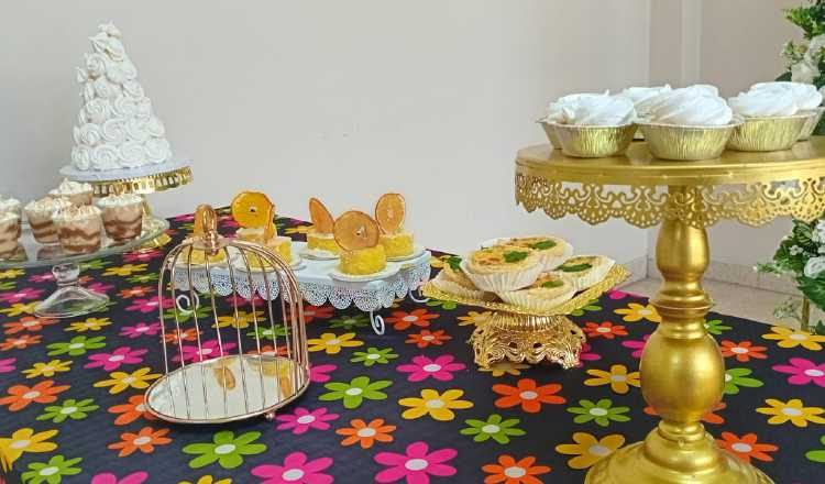 Parte de la repostería preparada por los adultos mayores que se capacitaron.  Pancho Paz
