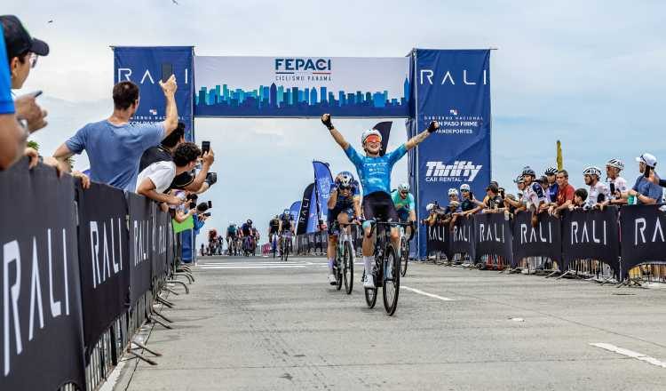 El colombiano Nicolás Gómez se ganó el Grand Prix  Panamá. Foto: Fepaci