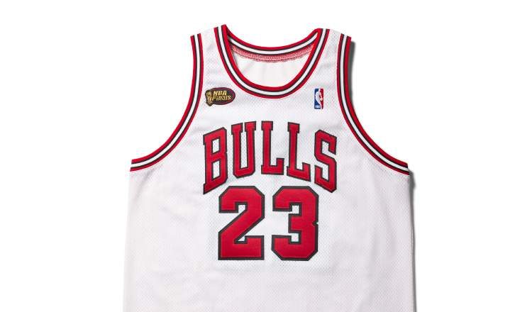 La camiseta con el número 23 de Michael Jordan. Foto: EFE