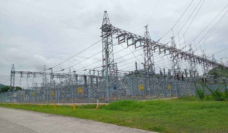 Panamá exporta energía a países de Centroamérica y ahora Etesa se prepara para llevar energía a los países del sur, con este proyecto ambicioso con Colombia.  Archivo