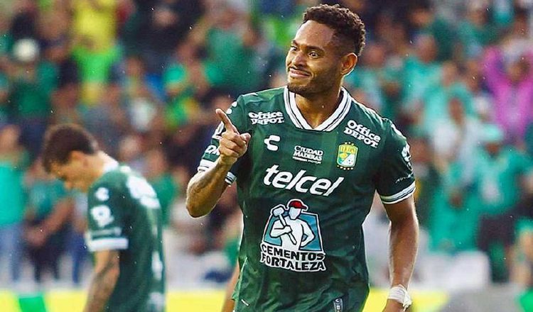 Ismael Díaz, jugador panameño del León FC. Foto: EFE