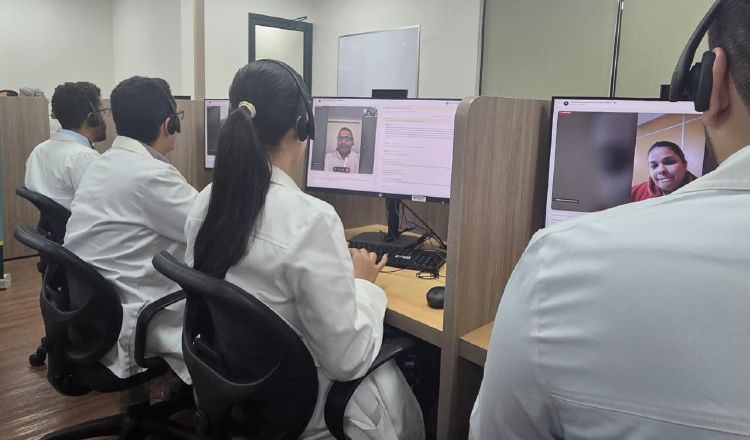 Asegurados y no asegurados pueden acceder al sistema.  VIVIAN JIMÉNEZ 