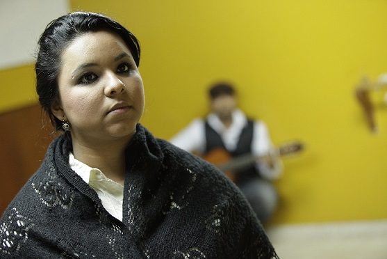 Nini De León, en el drama "Yerma" en el antiguo Teatro La Quadra, actuación que le valió un premio Escena. Está actuando en "Ya sufrimos mucho y encima hacemos dieta", que está en cartelera en Planta Baja Art Studio. Foto: Archivo.