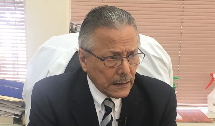 Anibal Villa Real suma 39 años al servicio del Instituto Oncológico Nacional (ION). /Foto Juan Carlos Lamboglia