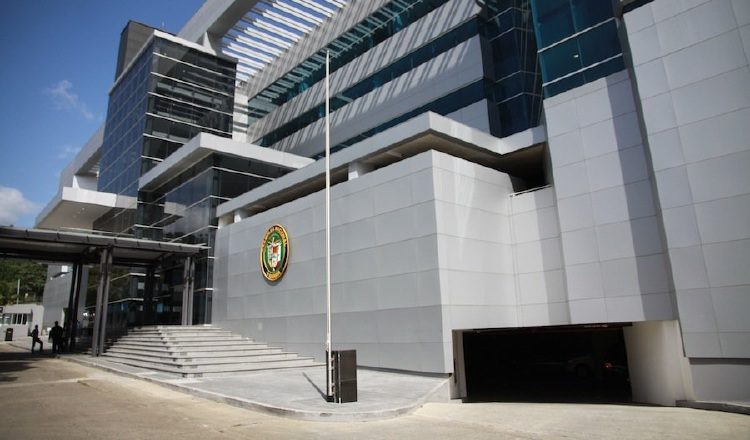 Abogado afirma que no hay ambiente para nombramientos. Archivo