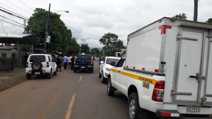 El dictamen de los médicos del Instituto de Medicina Legal y Ciencias Forenses confirmaron Lusti Oscarí Pineda Sánchez falleció a consecuencia de un shock hemorrágico por un impacto de bala en el tórax.