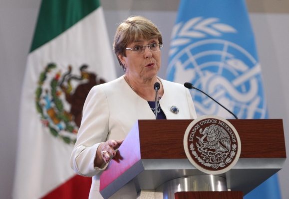 Michelle Bachelet dijo que los números de crímenes del país eran “aterradores” y destacó que “México tiene cifras de muertes violentas propias de un país en guerra: 252.538 desde 2006”. FOTO/EFE