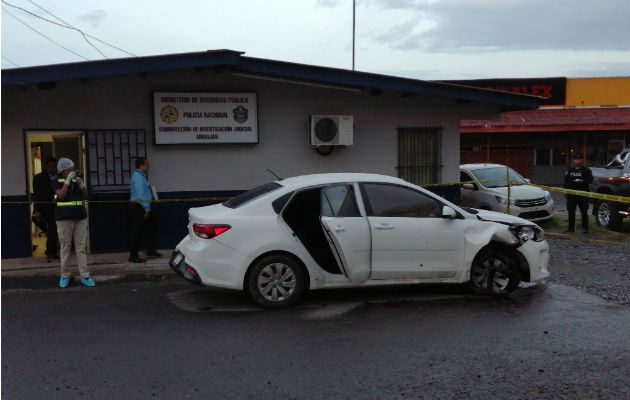 Seis impactos de bala recibió este vehículo. Foto: Eric A. Montenegro.